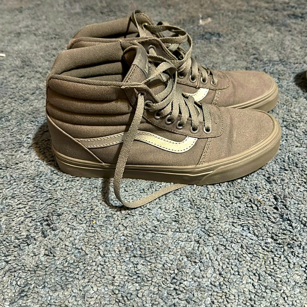 Grey high top vans